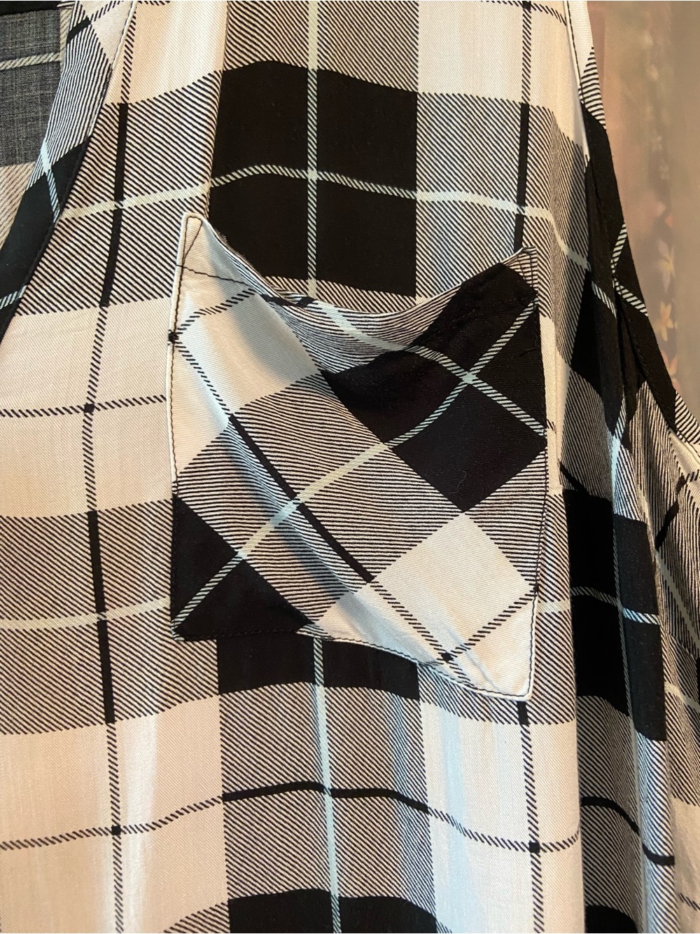 Torrid Black and White Plaid Sleeveless Flowy Tunic Blouse | Size 2X (18/20) - Picture 10 of 13